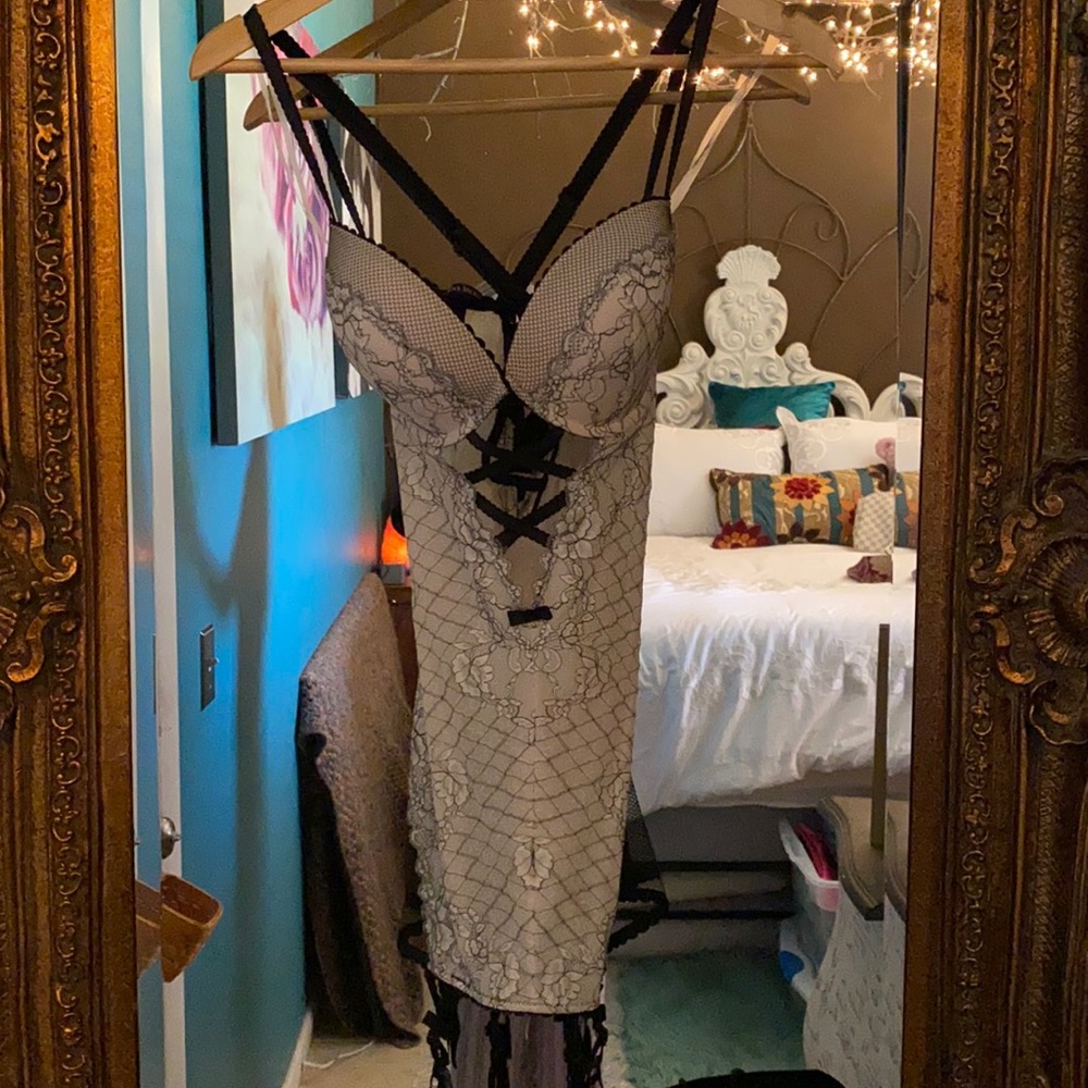 VICTORIA SECRET BODICE